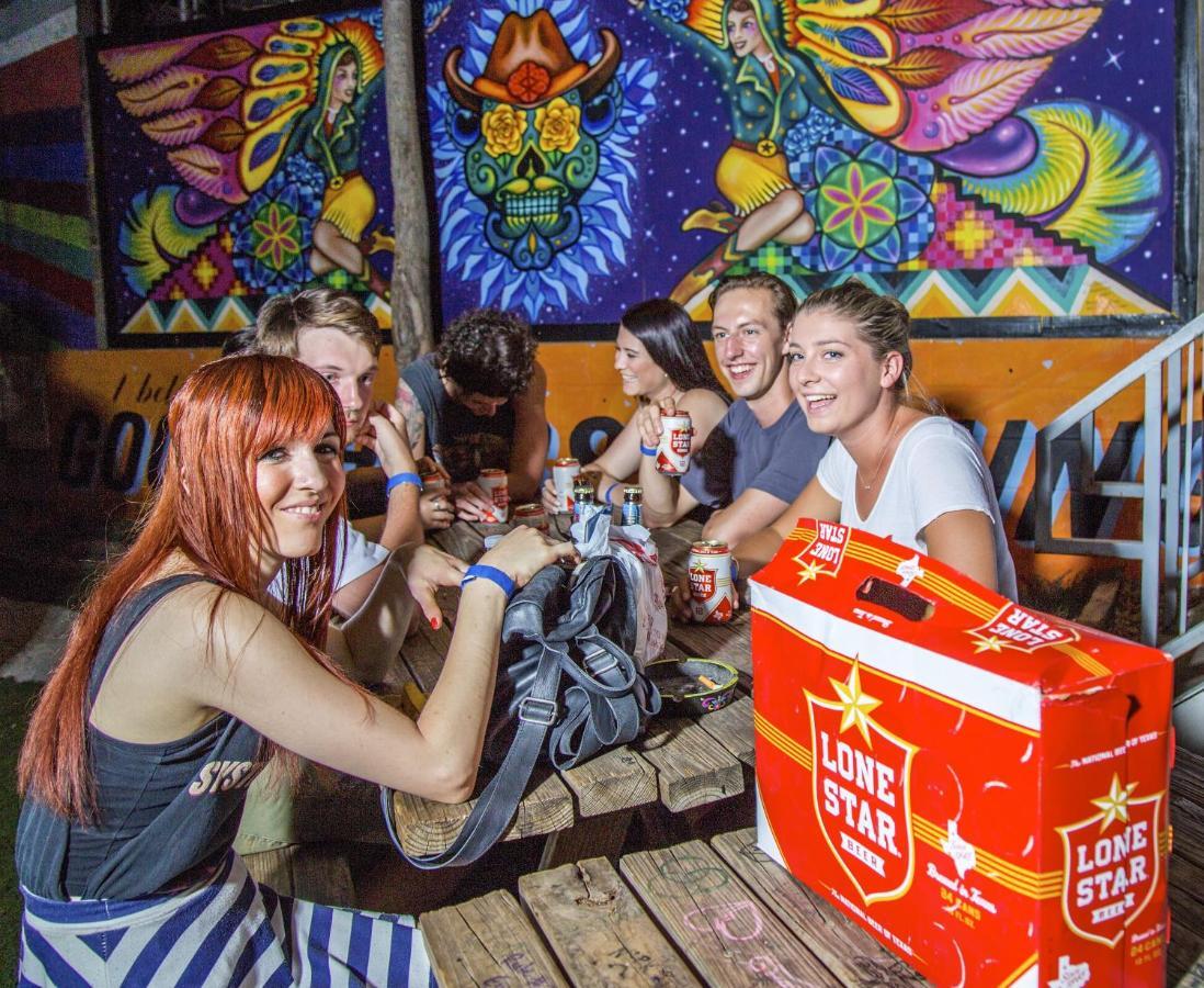 Drifter Jack'S Hostel Austin Eksteriør bilde